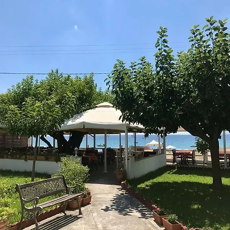 Ammos And Apartament *