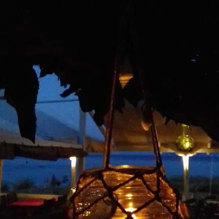 Apartament Ammos And Mikro