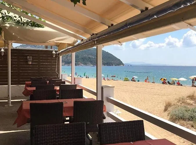 Ammos And アパート ミクロ